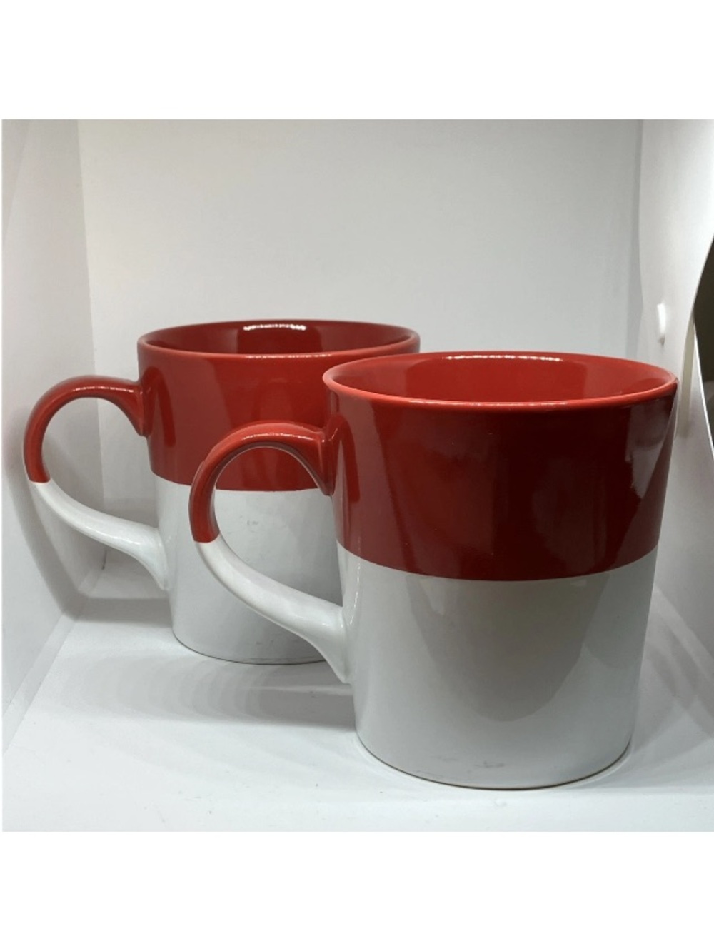 SET OF 2 Crate & Barrel Ceramic Coffee Mugs Red White Dipped Glaze 14oz Holidays - Picture 3 of 16